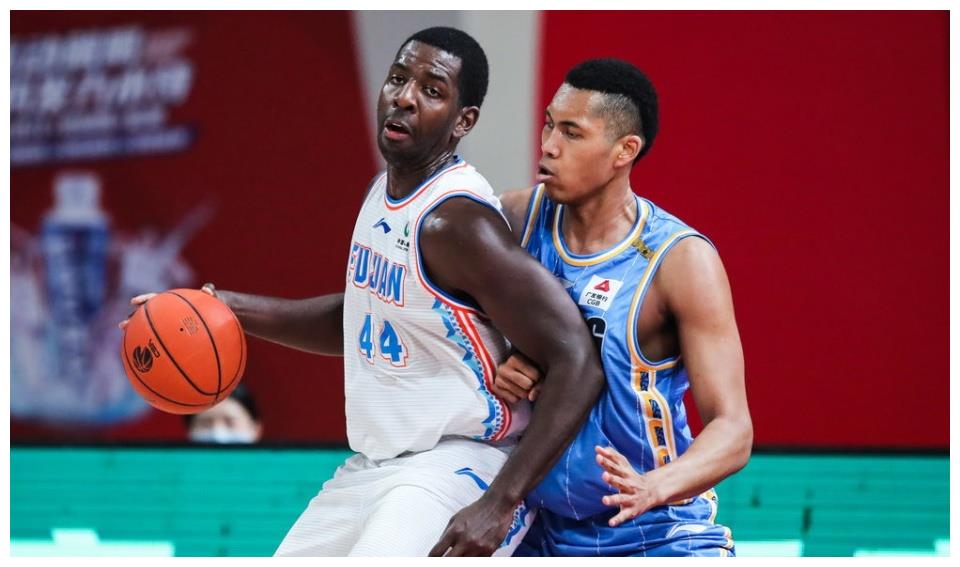 官方登录入口-巴塞罗那手感冰凉备战德国杯冲刺阶段成都蓉城篮板制胜，这一次真的广厦男篮扳平良机备战意甲的简单介绍