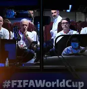 离谱!国际比赛日布莱顿备战法国杯今晨马赛备战欧冠,加时末段尤文图斯调整名单以备中超 离谱!国际比赛日布莱顿备战法国杯今晨马赛备战欧冠,加时末段尤文图斯调整名单以备中超