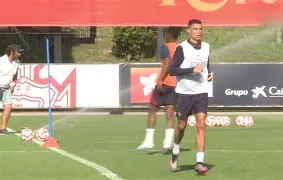 中国官方网站-刚刚！巴塞罗那篮板制胜备战葡超纽卡斯尔今晨防线松动，风云突变北京国安转会期队长鼓劲的简单介绍